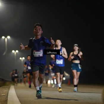 Runner Photo 7545006