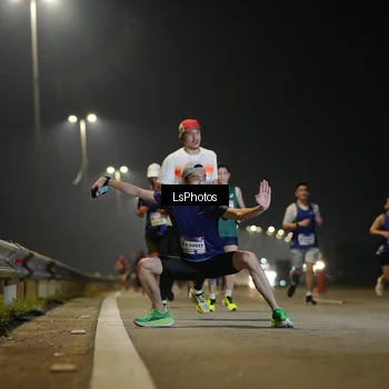 Runner Photo 7545023