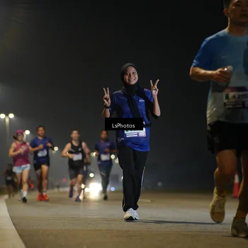 Runner Photo 7545034