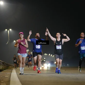 Runner Photo 7545039