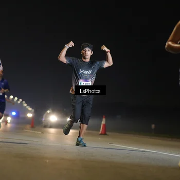 Runner Photo 7545053
