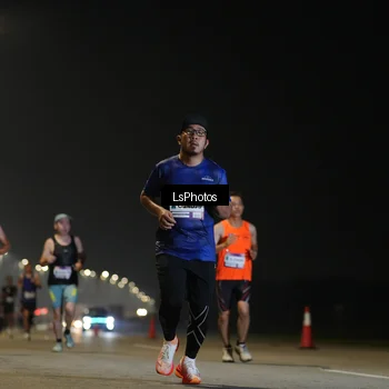 Runner Photo 7545057