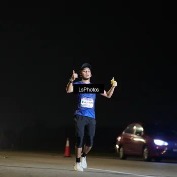 Runner Photo 7545062