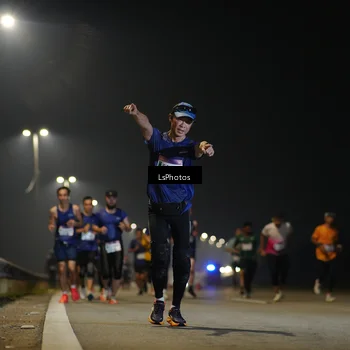 Runner Photo 7545067