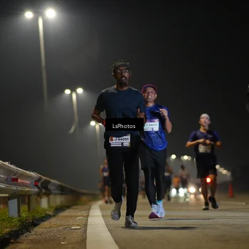 Runner Photo 7545069