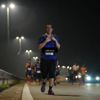 Runner Photo 7545072