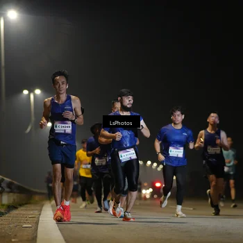 Runner Photo 7545075