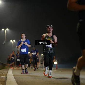 Runner Photo 7545101
