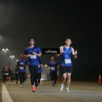 Runner Photo 7545109