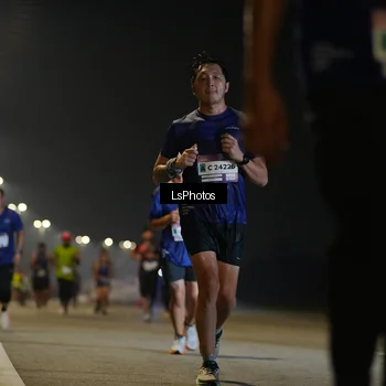 Runner Photo 7545132