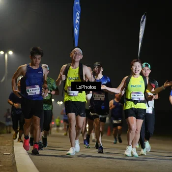 Runner Photo 7545156