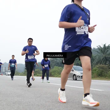 Runner Photo 7545163