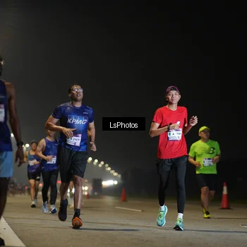 Runner Photo 7545173