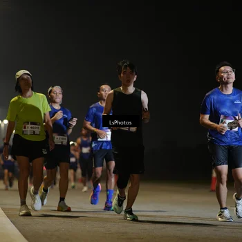 Runner Photo 7545197
