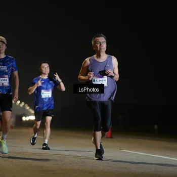 Runner Photo 7545249