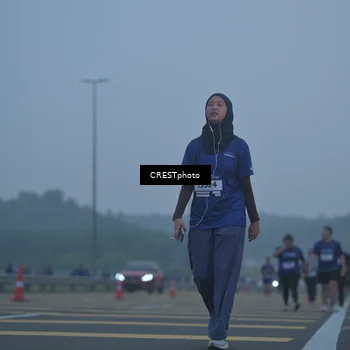 Runner Photo 7545304