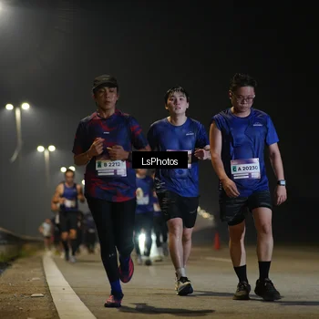 Runner Photo 7545311