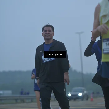 Runner Photo 7545349