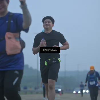 Runner Photo 7545398