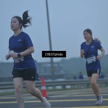 Runner Photo 7545402