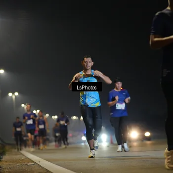 Runner Photo 7545405