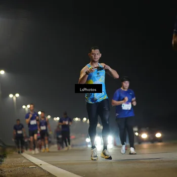 Runner Photo 7545410