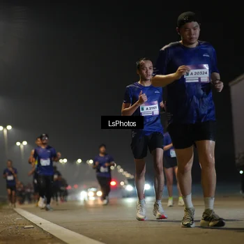 Runner Photo 7545417