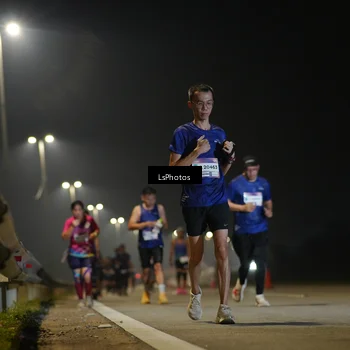 Runner Photo 7545420