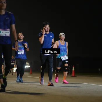 Runner Photo 7545428