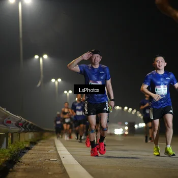Runner Photo 7545436