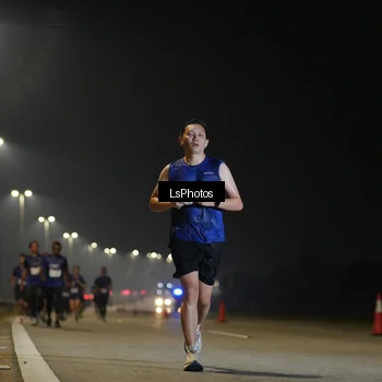 Runner Photo 7545437