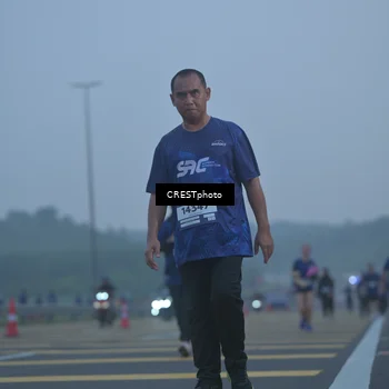 Runner Photo 7545451