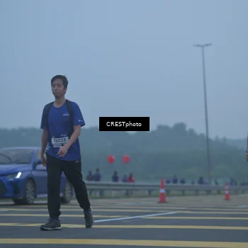 Runner Photo 7545459
