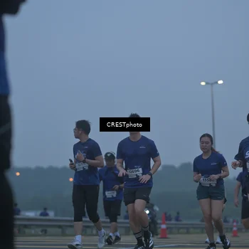 Runner Photo 7545468
