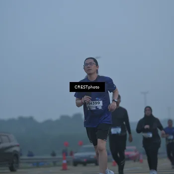Runner Photo 7545483