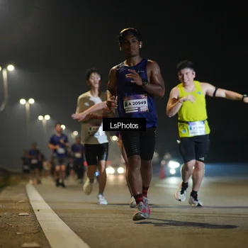 Runner Photo 7545506