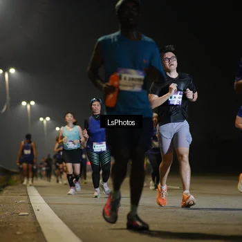 Runner Photo 7545557