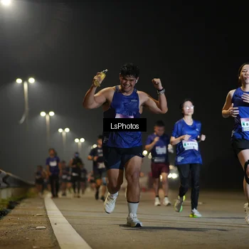 Runner Photo 7545627