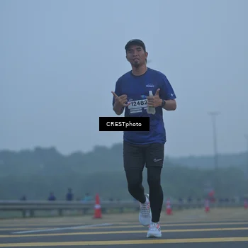 Runner Photo 7545635