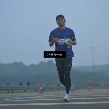 Runner Photo 7545636