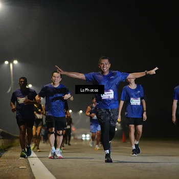Runner Photo 7545646