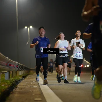 Runner Photo 7545648