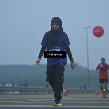 Runner Photo 7545651
