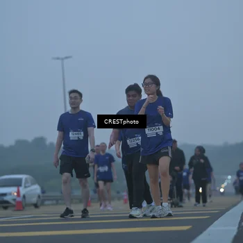 Runner Photo 7545668