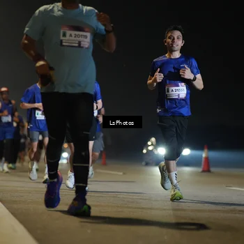 Runner Photo 7545674