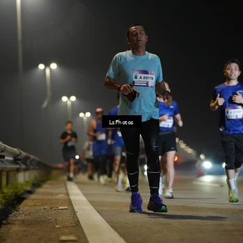 Runner Photo 7545675