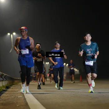 Runner Photo 7545678