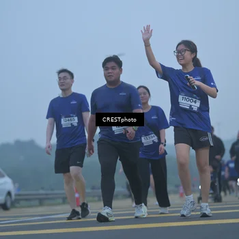 Runner Photo 7545699