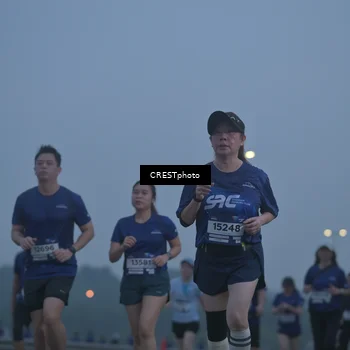 Runner Photo 7545702