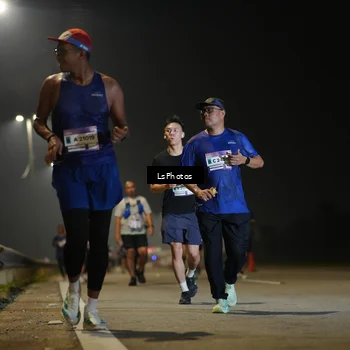 Runner Photo 7545711